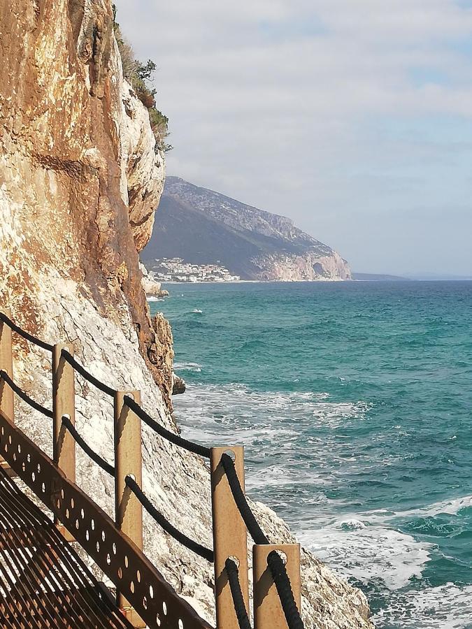 Appartamenti Le Conchiglie E Le Stelle Marine Cala Gonone Kültér fotó