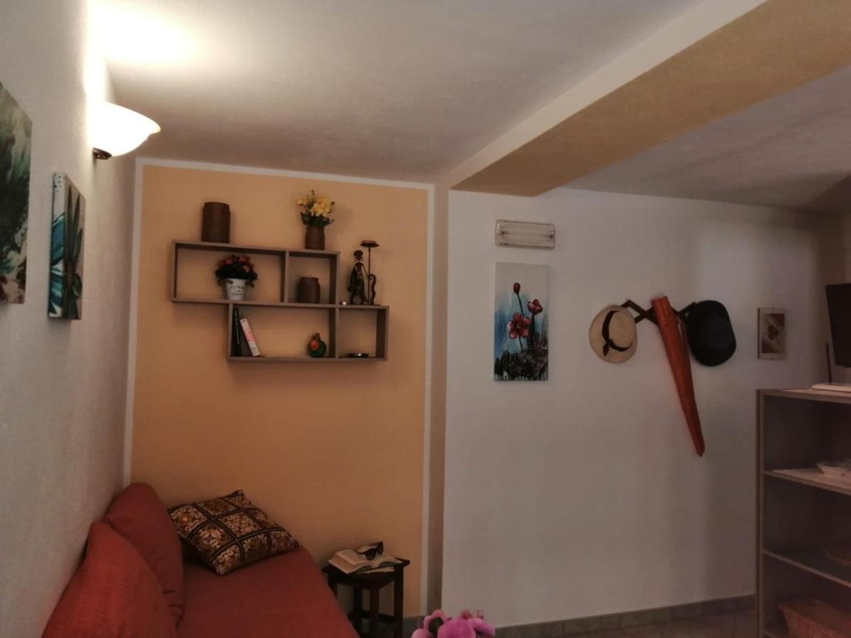 Appartamenti Le Conchiglie E Le Stelle Marine Cala Gonone Kültér fotó