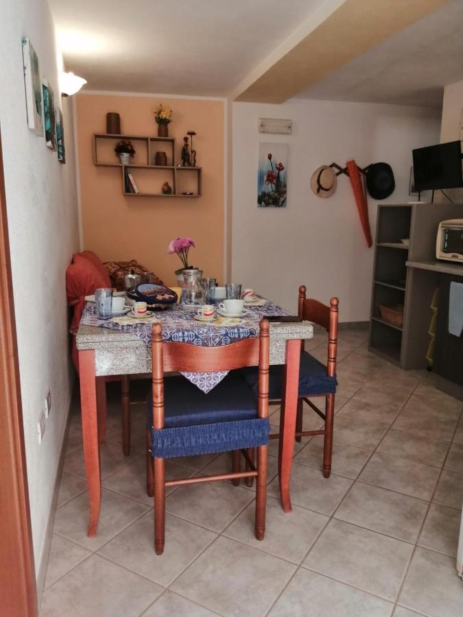 Appartamenti Le Conchiglie E Le Stelle Marine Cala Gonone Kültér fotó
